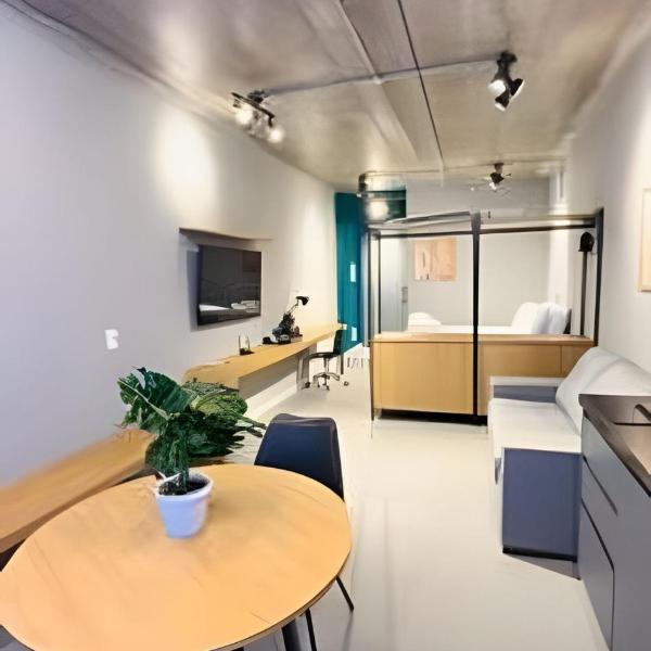 Studio - Espaçoso, Estiloso e com tudo que precisa