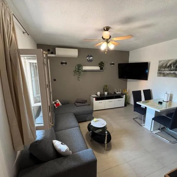 Apartment MaMaLu, hotel em Vranjic