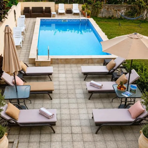 Hotel Crown, hotel in Ureki
