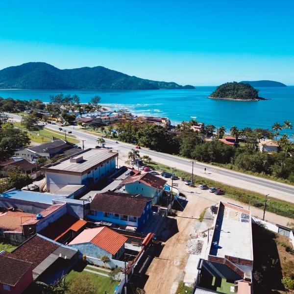 Casa a 300 metros do mar em Ubatuba