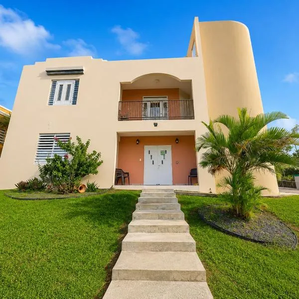 Colinas del Atlantico Vacational House 1st floor, hotel in Isabela