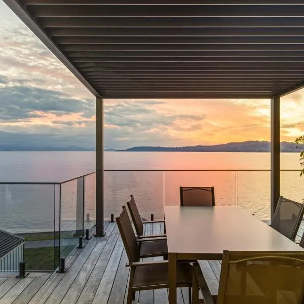 Roam Taupo Upper Terrace Unit 3 - Spa Pool, hotel a Taupo
