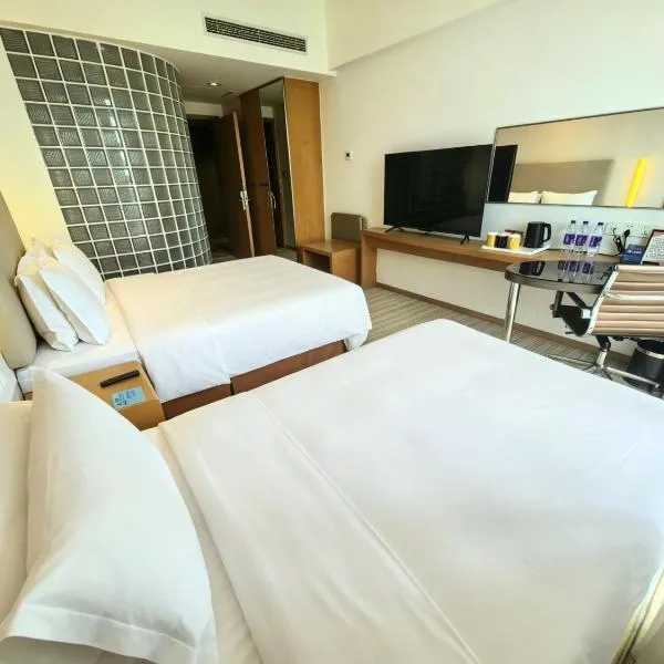 Holiday Inn Express Shanghai Gongkang by IHG, hotel em Baoshan