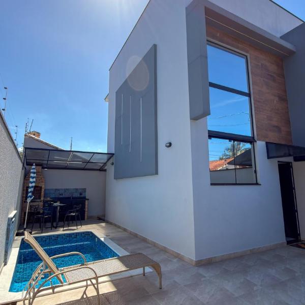 Loft 83 com piscina à 3min do mar
