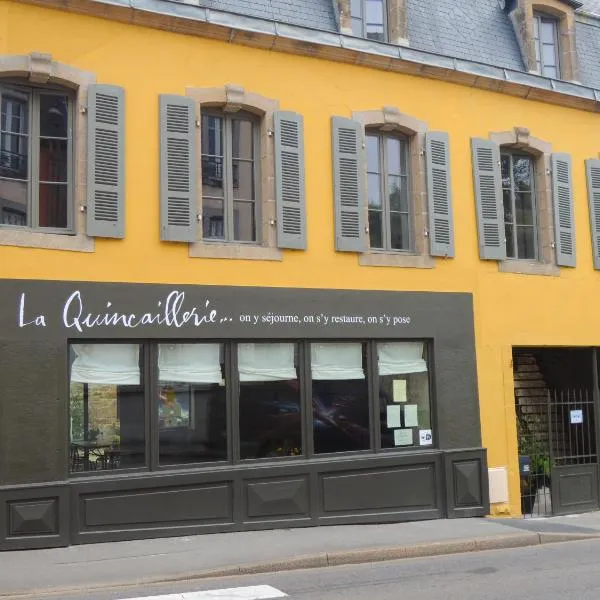 La Quincaillerie – hotel w mieście Audierne