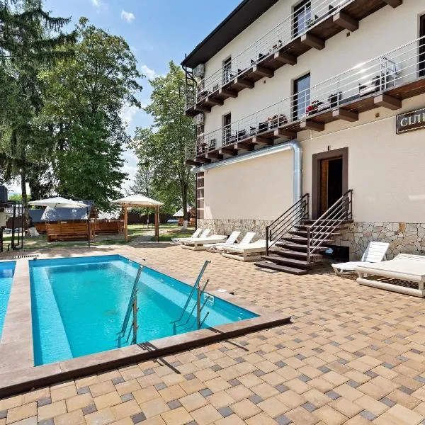Комплекс СільДар, hotel in Solotvyno