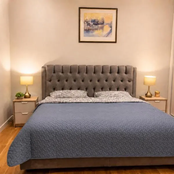 Unique Mailo House & Cottage, hotell Riias