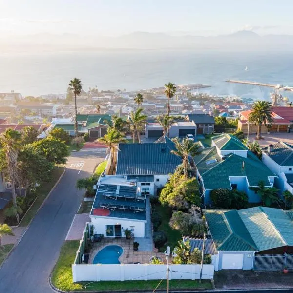 Villa Palmera, hotel in Mossel Bay