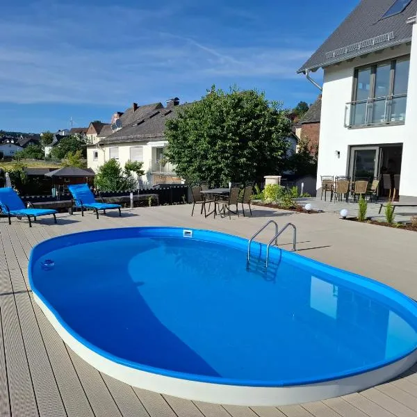 Ferienwohnung Haus am See, hotel en Bischoffen