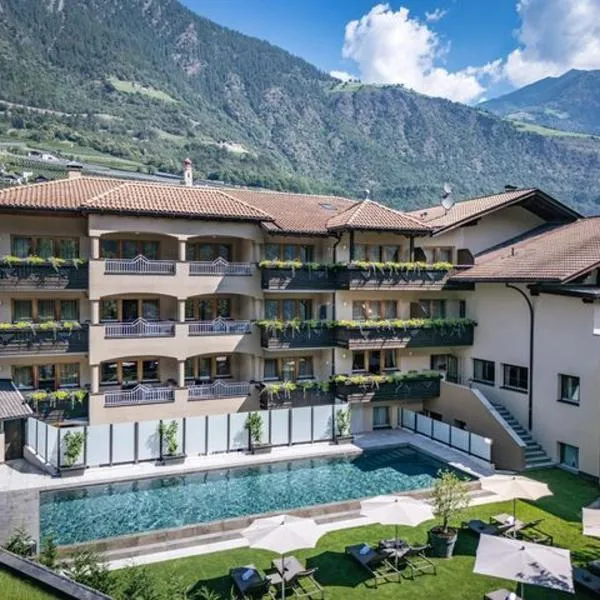 Hotel Kesslwirt، فندق في Ciardes