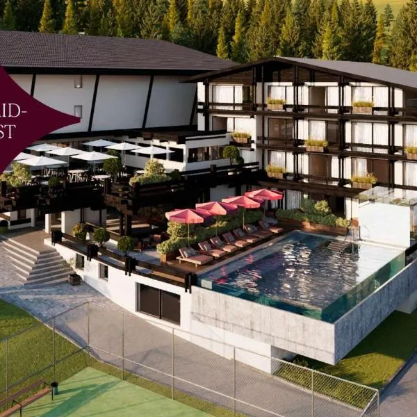 Burg Hotel Lech am Arlberg، فندق في ليش ام ارلبرغ