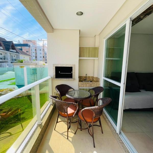 Praia de Palmas - 400m do Mar - Apartamento Térreo com Conforto e Praticidade 0279