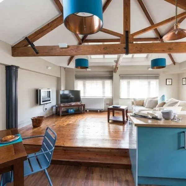 Dream Stays Bath - Queen Street Loft Apartment, hotel Bathban