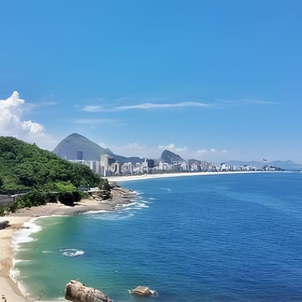Apartamento amplo e aconchegante em frente à praia