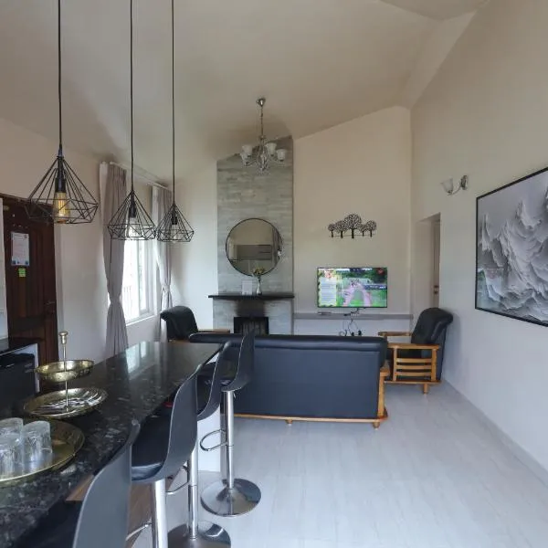 Two Seas Residence - Boutique Residences, hotel in Ooty