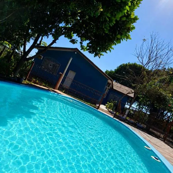 Casa Azul Conforto e ótima localização em Foz, hotel in Foz do Iguaçu