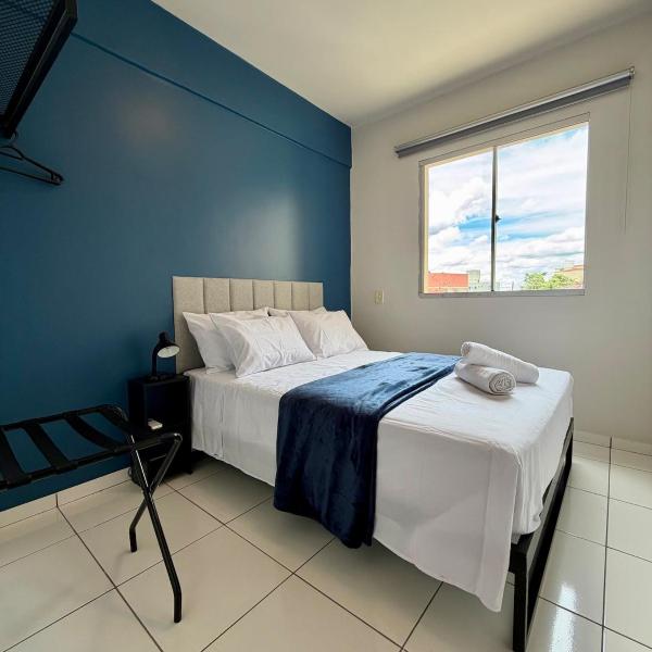 Apto com 2 quartos e A/C ao lado da Santa Casa