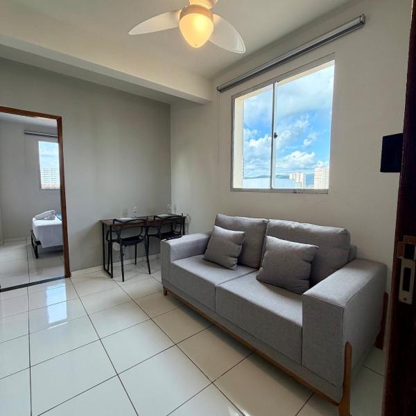 Apto com 2 quartos e A/C no Centro