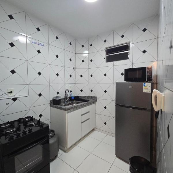 Apto com 2 quartos e A/C no Centro - Foto 3