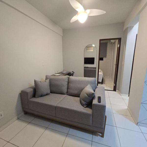 Apto com 2 quartos e A/C no Centro - Foto 2