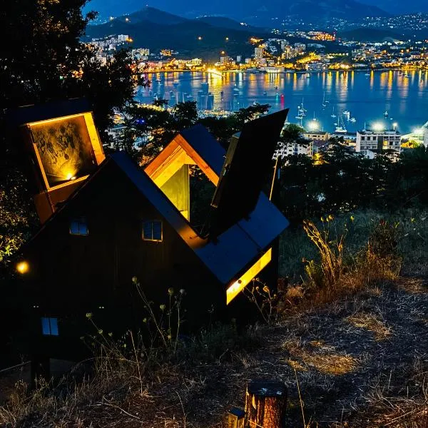 AJACCIO, Dormir sous les étoiles, cabanon à toit ouvrant, vue mer et montagne: Ajaccio şehrinde bir otel