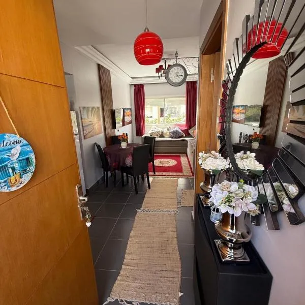 Appartement F2, Perla saidia - plage a 5 min à pieds - Piscine en travaux, hotel in Saïdia