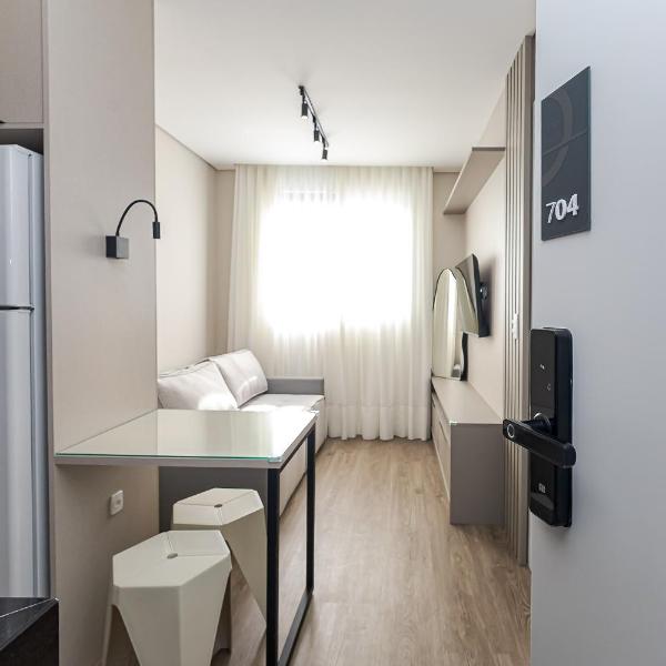 Apartamento 704 - Zion · Apto no centro p/4 | Wi-Fi, Academia & Coworking