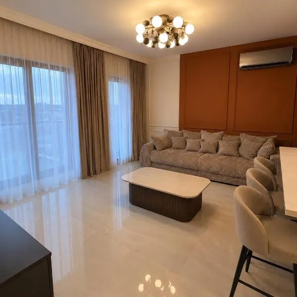 Golden Sky Residence, hotel en Satu Mare