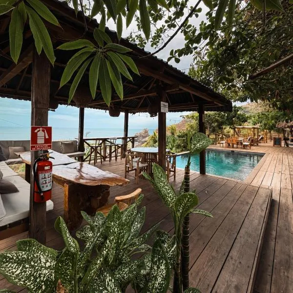 El Xalli Hotel، فندق في الزونت