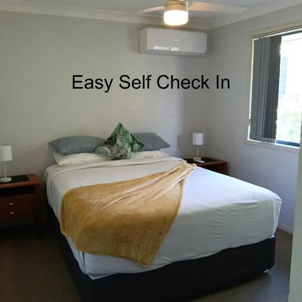 BLK Stays Guest House Deluxe Units Morayfield, hotell sihtkohas Morayfield