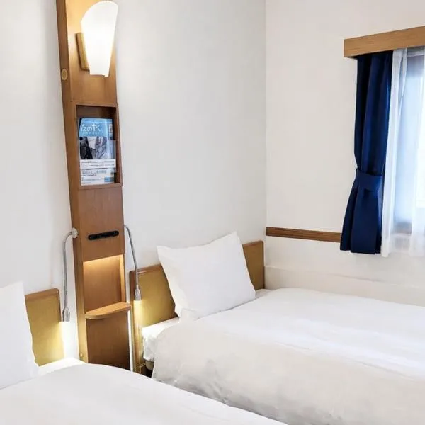 Toyoko Inn Akita-eki Higashi-guchi, hotelli kohteessa Akita