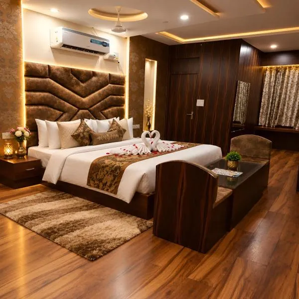 Hotel KMG Air Cooled,Zirakhpur Chandigarh ,Couple first choice ,verified hotel, hotel u gradu 'Zirakpur'