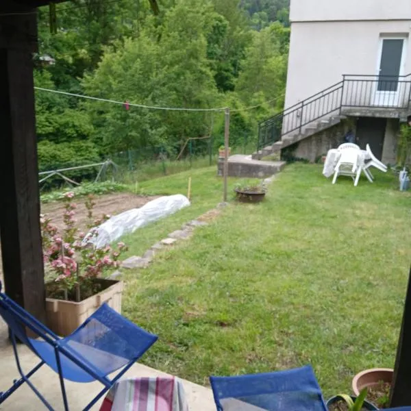 bord de rivière, hotel em Accons