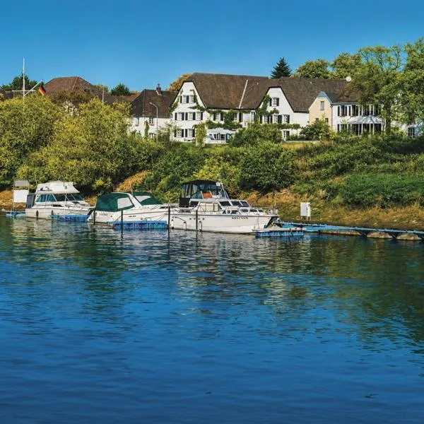 Rhein River Guesthouse - direkt am Rhein, hotell i Leverkusen