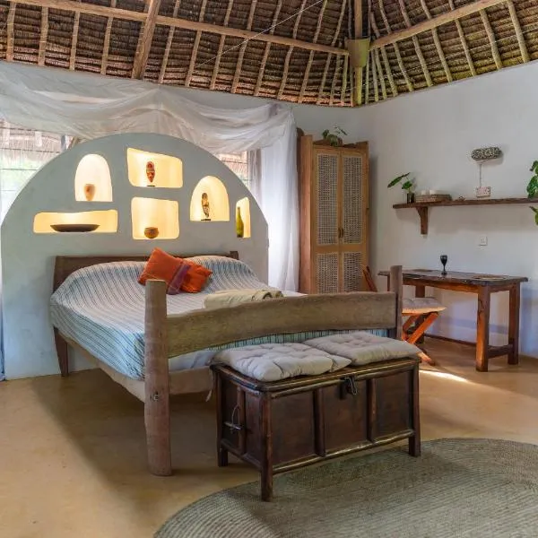 Distant Relatives Ecolodge & Backpackers, hotelli kohteessa Kilifi