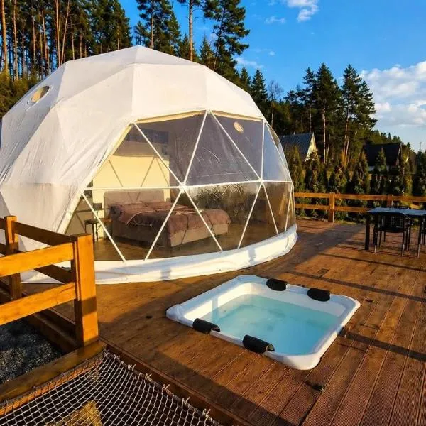Glamping Pod Hradom súkromné jacuzzi a sauna, hotel di Bardejov