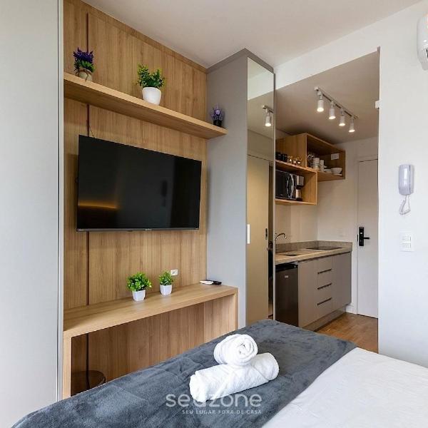 Studio Charmoso em Cond. c/ Academia MAN1708