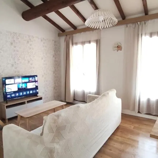 Bonlogem - Air-conditioned apartment Sainte Claire,佩爾蒂伊的飯店