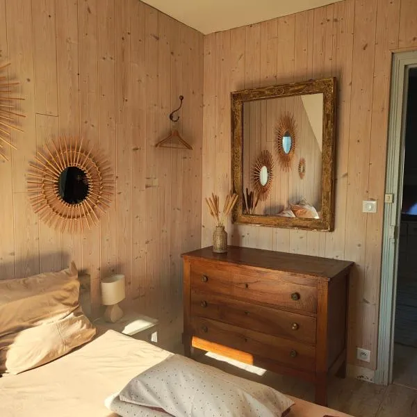 Villa Réséda appartement, Ault 50 m de la mer, hotel in Ault
