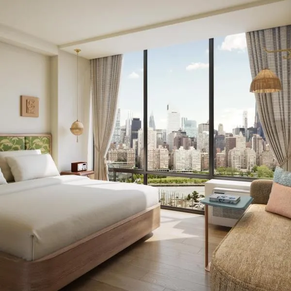 Z NYC Hotel, ξενοδοχείο στο Κουίνς