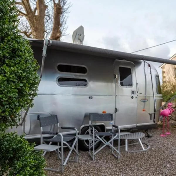 Unique Airstream Retreat - Sleeps 2 - Free Parking, hotel v destinácii Carnforth