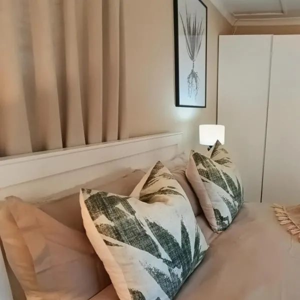 Freyja's Place - Private cottage sleeps 2 perfect for work or play โรงแรมในLittle Falls
