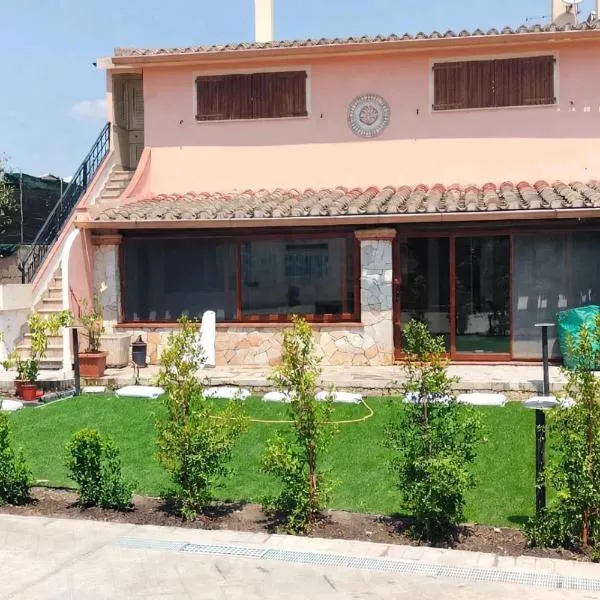 Casa Oscar, hotelli kohteessa Quartu Sant'Elena