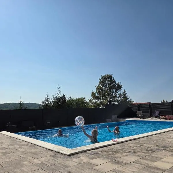 Studio apartman GRIZZLY, hotel en Slunj