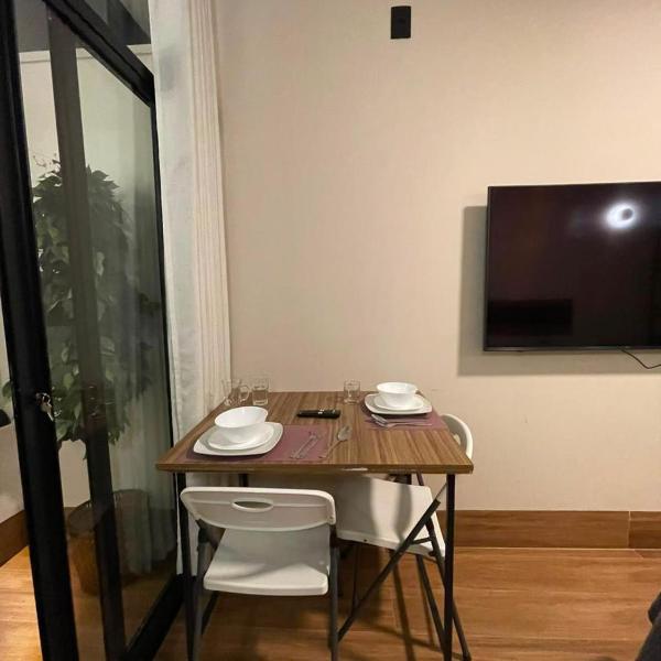 Quarto Casal no coração da cidade, UFLA- UNILAVRAS, prox restaurantes e padaria - Foto 4