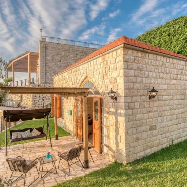 Beit Smar Residences & Villas in Smar Jbeil, Batroun, hotell i Ḩayy al Qal‘ah