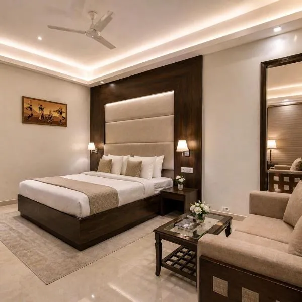 Hotel Park Green Suites Noida Sector 20, hotel v destinácii Jāmb