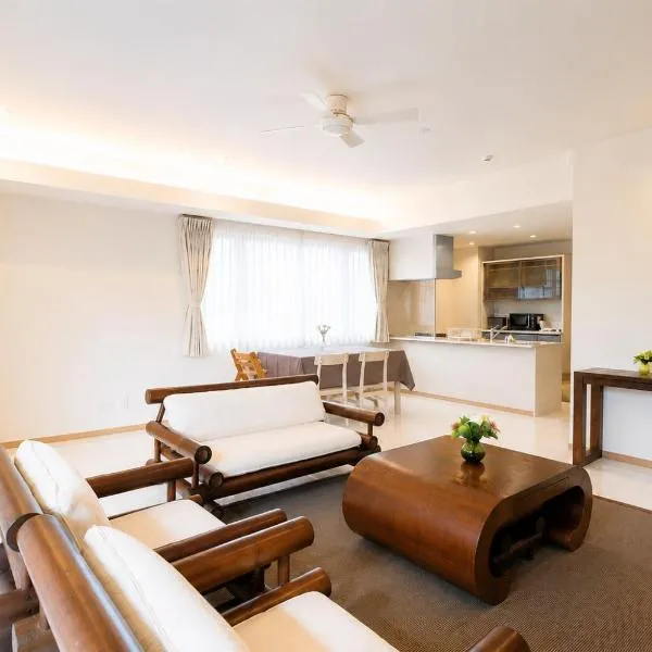 La Hacienda Marina Bay Chatan، فندق في شاتان