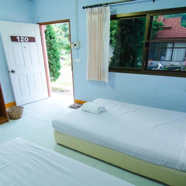 Pingdoi Resort, hotel in Ban Mai Phatthana