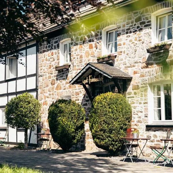 Hotel Gut Funkenhof, hotelli kohteessa Sundern